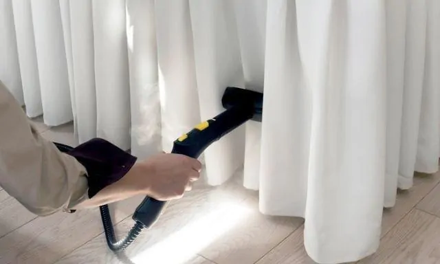 Como lavar a cortina muito suja e deixá-la cheirosa?